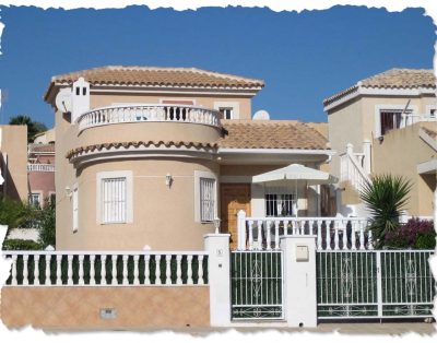 Villa in Pinar de Campoverde, Costa Blanca – Great Location, Private Pool And Garden. Sleeps 6, Close To Beaches And 5 Mins From Romero  Golf Club