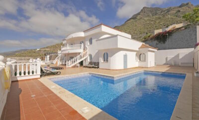 Villa Athena with stunning sea views